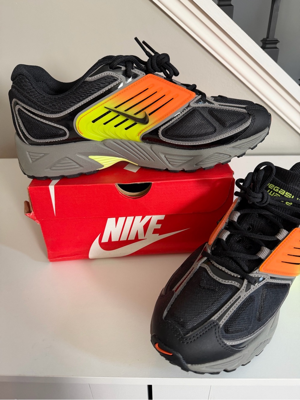 ▪️Nike Air Pegasus Wave Gradient Cage Black Safety Orange Men's Size 9🔸